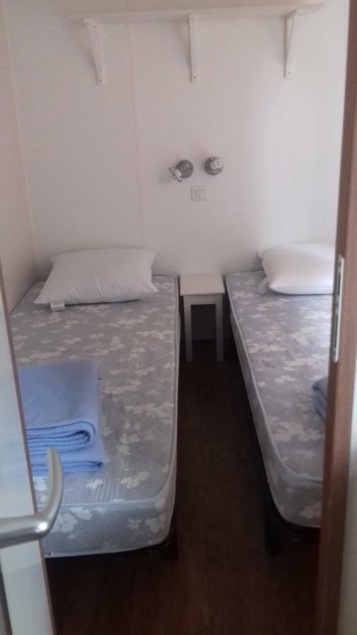 Camping 46 Rainettes Goujounac Værelse billede